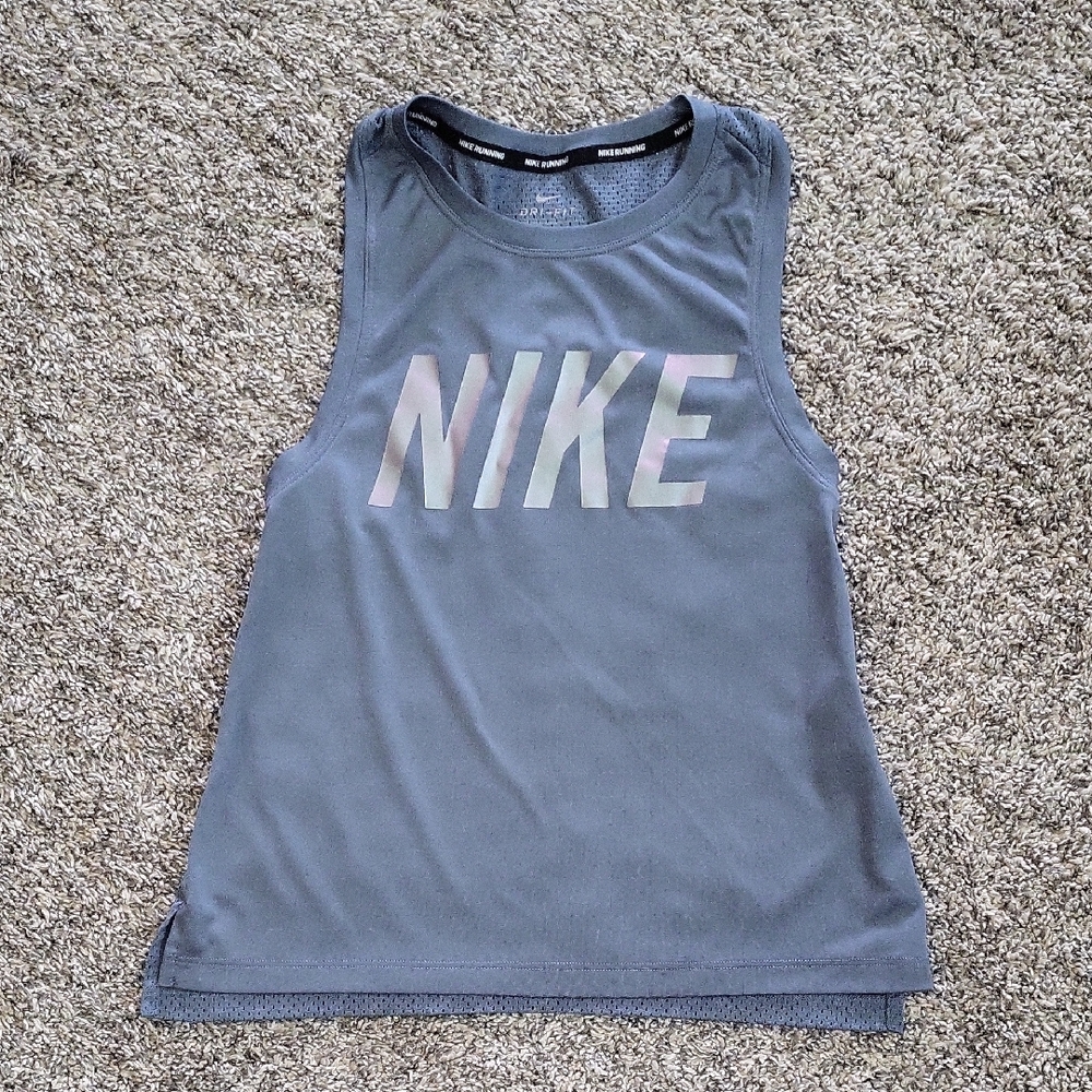 SALE--Nike Women's Charcoal Muscle Tee